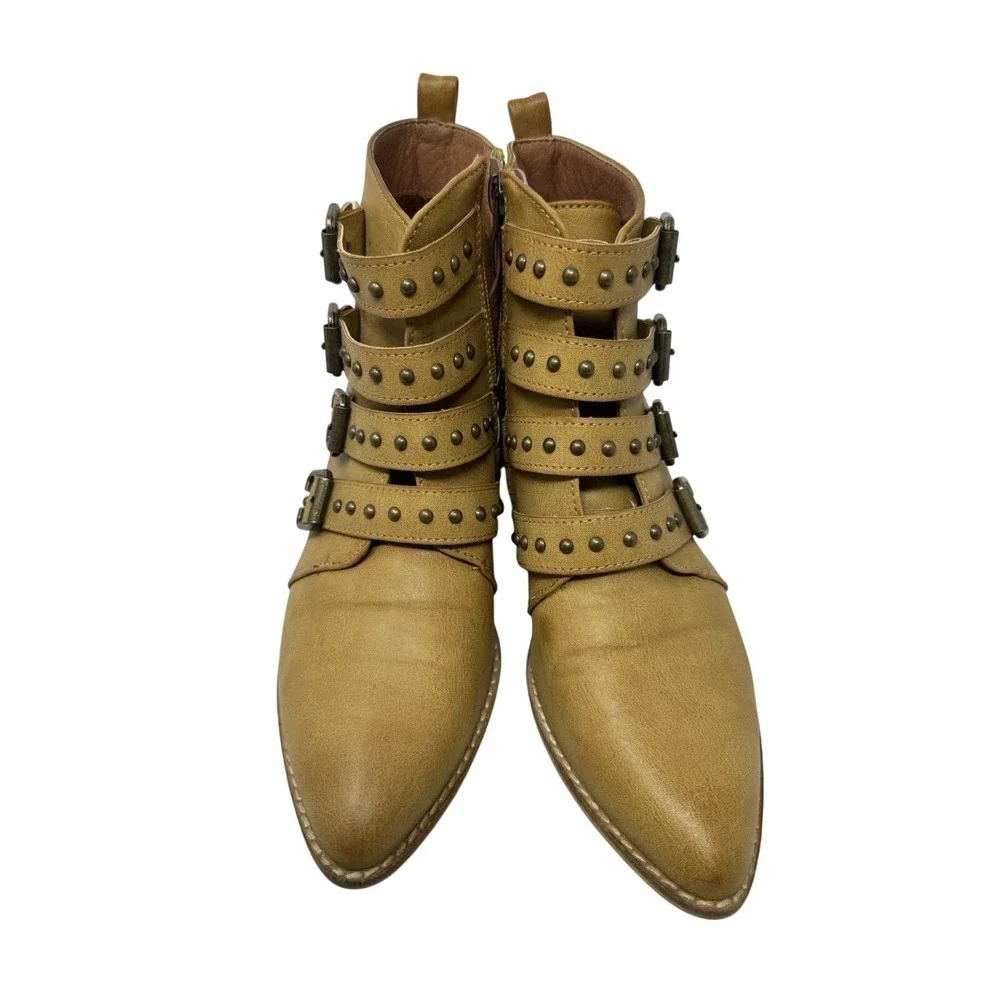 🔥Beast Fashion Sz🚨 6 Tan Ankle Boots 4-Strap Multi Buckle Studded Moto Booties